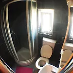 皮卡坡伦卡旅馆 2* 马里博尔