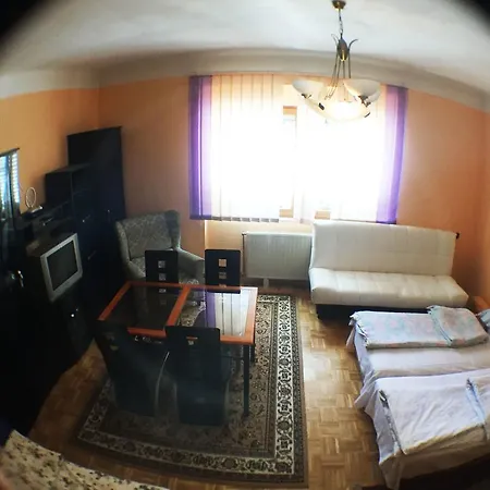 Penzion Pikapolonca 2*